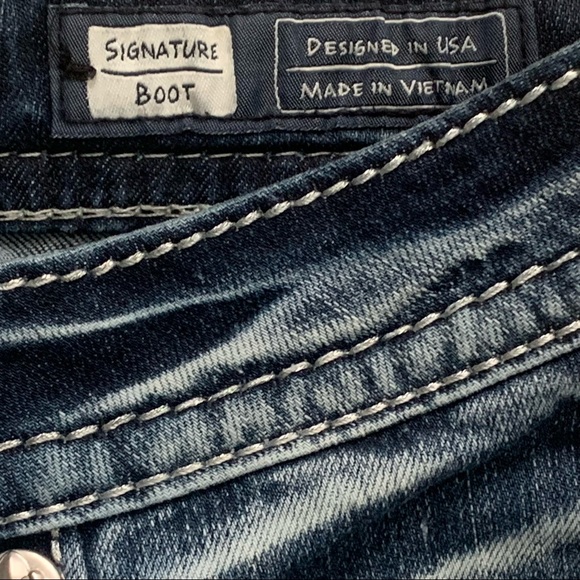 Miss Me Signature Boot Cut Denim Jeans Size 29 - Picture 11 of 13